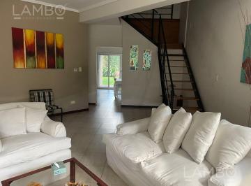 Casa · 190m² · 4 Ambientes · 2 Cocheras · Venta Casa Pilar Champagnat