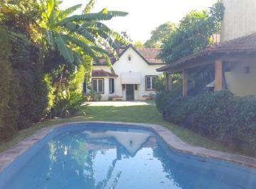 Terreno · 150m² · 5 Ambientes · 2 Cocheras · Rawson 3240