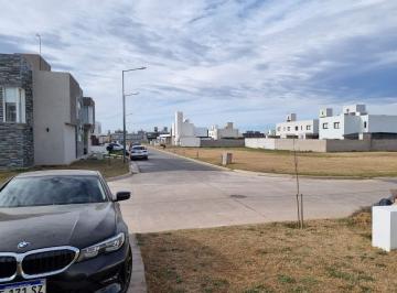 Foto · Se Vende Hermos Duplex en Manantiales San Ignacio Village 2 Dorm 2 Baños!