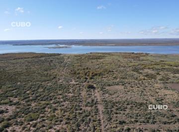 Terreno · 9m² · Cubo Vende Imponente Campo en Carrizal con Salida Al Dique, Mendoza