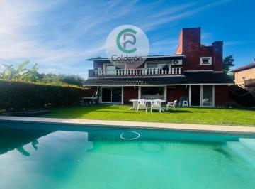 Casa · 275m² · 4 Ambientes · 2 Cocheras · Casa en Venta Country Club Banco Provincia