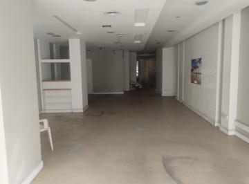 Local comercial · 610m² · 1 Ambiente · Oficina con Local Comercial en Retiro