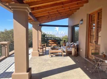 Casa · 4 Ambientes · Casa en Club de Campo Los Zarzos