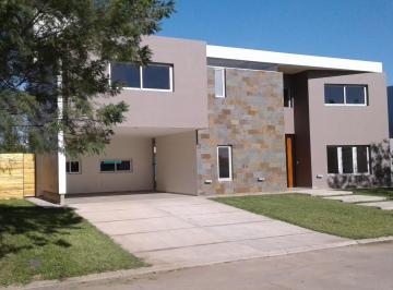 Casa de 6 ambientes, Córdoba · Venta Casa 3 Dorm. en Barrio El Prado Valle Escondido - Gran Terreno