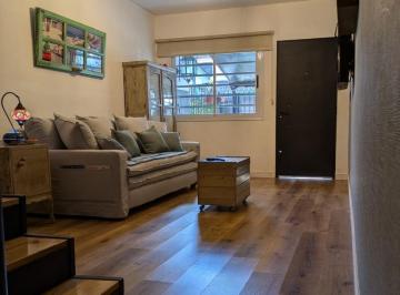 PH · 65m² · 3 Ambientes · 1 Cochera · Impecable Propiedad 3 Ambientes en Venta Villa Luzuriaga