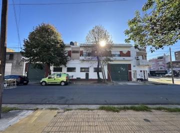 Bodega-Galpón · 185m² · Galpón en Avellaneda a Pasos de Pavon