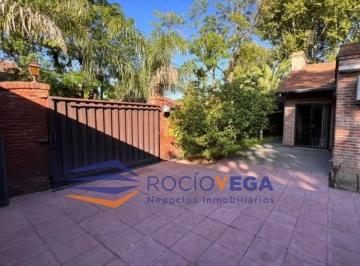 Casa · 263m² · 6 Ambientes · 4 Cocheras · Casa en Venta en Villa Adelina, San Isidro