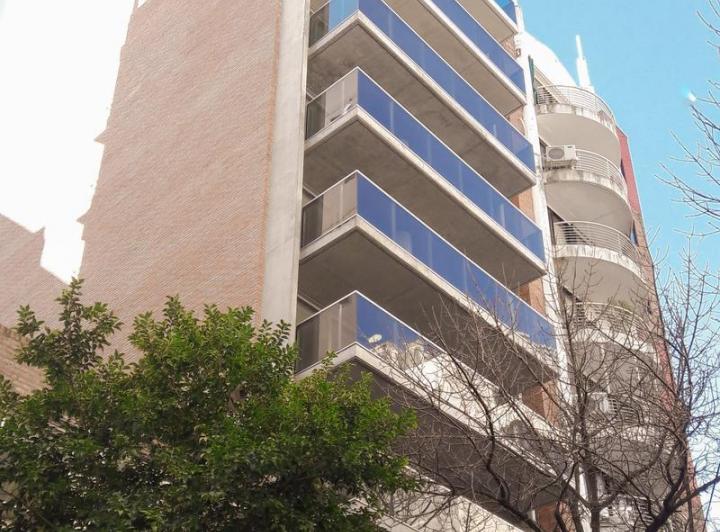 Desarrollo vertical · 3 de Febrero y Necochea