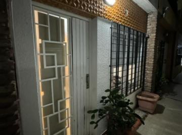 imagen1 · PH Tres Ambientes con Patio y Terraza