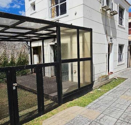 Casa · 61m² · 3 Ambientes · 1 Cochera