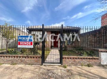RRA-RRA-1142_2 · Casa en Venta en Luis Guillon