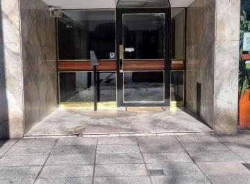 Departamento de 2 ambientes, Balvanera · Venta - Depapartamento Dividido en 2 Ambientes C/ Patio - Balvanera