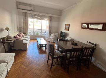 Departamento de 4 ambientes, Palermo · Piso Completo de Cuatro Ambientes con Cocina Independiente y Cuarto de Servicio