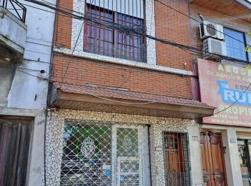 Local comercial · 30m² · 3 Ambientes · Local con Vivienda en Planta Alta