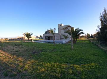 Casa · 270m² · 4 Ambientes · Casa en Venta Barrio La Magdalena Canning