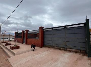 Casa · 350m² · 3 Ambientes · Casa en Rincon de Los Sauces