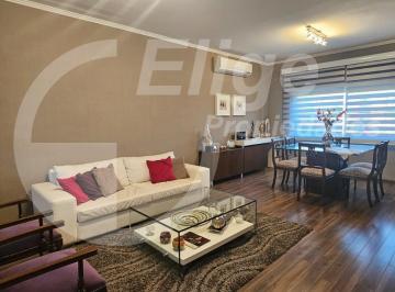 Casa de 6 ambientes, Córdoba · Casa C/ Local U Of. Comercial Ing. Indp. 4 Dorm. 4 Baños, Cochera Doble