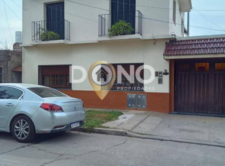Casa · 70m² · 3 Ambientes · 1 Cochera