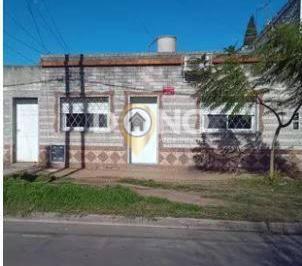 DOP-DOP-1821_2 · Casa 3 Ambientes. | Salcedo Al 1600