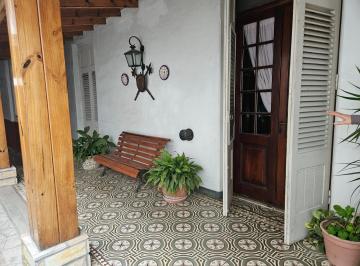 Casa · 289m² · 4 Ambientes · 5 Cocheras · Venta Casa 5 Ambientes, Victoria con Jardín y Cochera