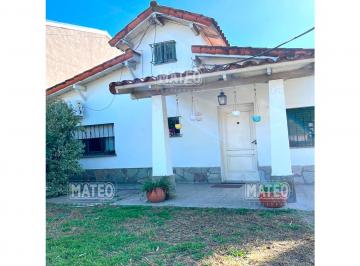 Casa de 5 ambientes, Moreno · Tradicional Chalet