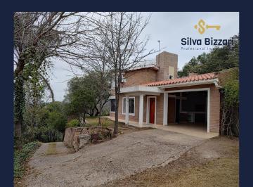 Casa de 4 ambientes, Unquillo · Se Vende Casa en Unquillo