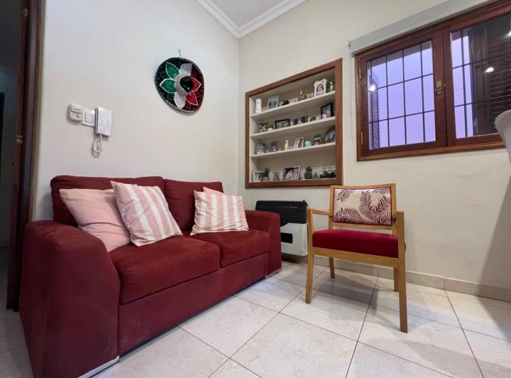 Casa · 205m² · 4 Ambientes · 1 Cochera