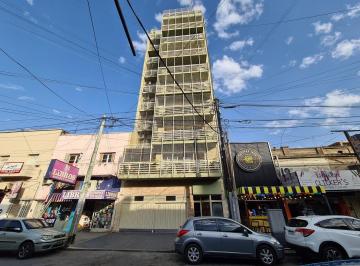 Departamento · 125m² · 4 Ambientes · 1 Cochera · Piso de 4 Ambientes en Venta Lanús Este