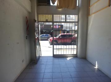 Local comercial · 30m² · Local en Venta Ubicado en Lanús Este, Lanús, G. B. a. Zona Sur