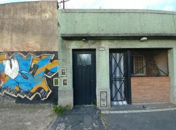 PH · 98m² · 3 Ambientes · Departamento PH en Venta Ubicado en Lanús Este, Lanús, G. B. a. Zona Sur