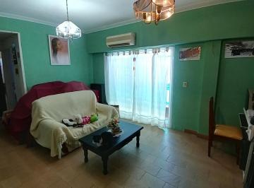 PH · 58m² · 3 Ambientes · Departamento PH en Venta Ubicado en Lanús Este, Lanús, G. B. a. Zona Sur
