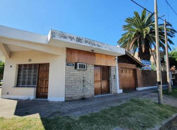 Casa · 74m² · 3 Ambientes · Casa en Venta Ubicado en Bernal Oeste, Quilmes, G. B. a. Zona Sur