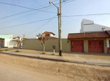Casa · 180m² · 5 Ambientes · Casa en Venta Ubicado en Lanús Este, Lanús, G. B. a. Zona Sur