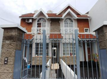 PH · 55m² · 3 Ambientes · Departamento PH en Venta Ubicado en Lanús Este, Lanús, G. B. a. Zona Sur