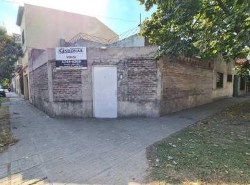 Casa · 1m² · 1 Ambiente · Casa Chalet en Venta en Lanús Oeste, Lanús, G. B. a. Zona Sur