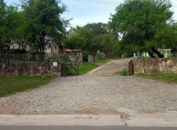 Casa 120m² Alquiler  · Casa en Alquiler en Unquillo. Tres Dorm.. Complejo Cerrado