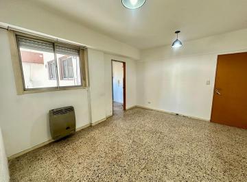 Departamento de 2 ambientes, Lanús · Dpto 2 Amb - Excelente Ubicación