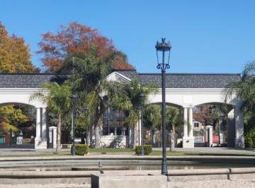Terreno · 840m² · Terreno en Venta en Chateau Pilar