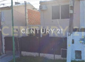 C21-085-980710_2 · Casa 4 Ambientes 2 Dorm.. | 89 Bis E/ 3 Bis y 2 Al 100