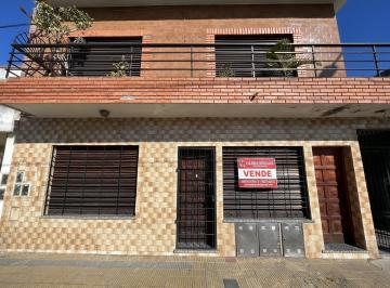 PH · 80m² · 3 Ambientes · Departamento Tipo Casa Al Frente de 3 Ambientes - Wilde