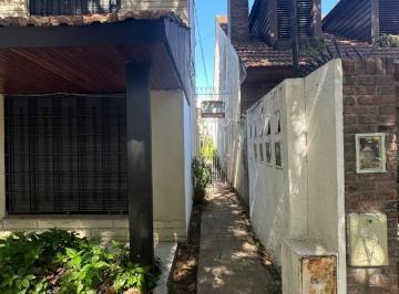 Casa · 1m² · 2 Ambientes · Departamento PH en Venta