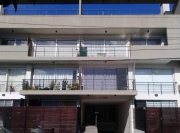 Departamento · 50m² · 2 Ambientes · 1 Cochera · Excelente Dpto 2 Amb. Contra Frente de 50 m².