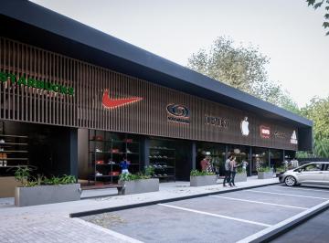 Local comercial · 140m² · Local en Manuel B Gonnet