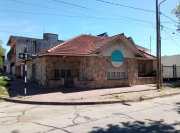Casa de 3 ambientes, Mar del Plata · Chalet en Esquina // N° de Ficha 35000
