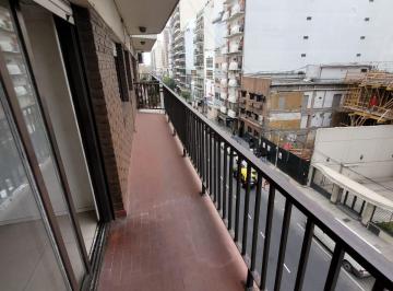 Departamento de 3 ambientes, Avellaneda · Excelente Depto 3 Amb con Balcón Corrido, Centro de Avellaneda, Alsina y Belgrano
