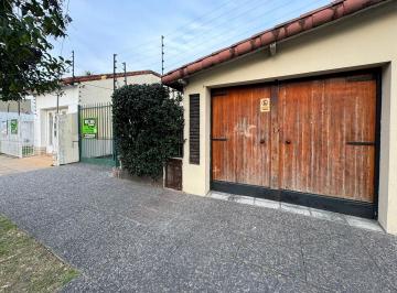 Casa · 150m² · 3 Ambientes · 5 Cocheras · Casa - 3 Ambientes - Merlo Sur
