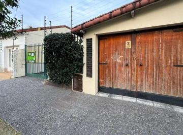 Casa · 150m² · 3 Ambientes · 5 Cocheras · Casa - 3 Ambientes - Merlo Sur