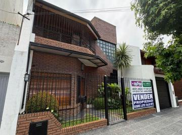 Casa de 5 ambientes, La Matanza · Chalet de 4 Ambientes