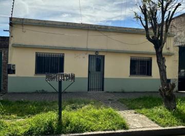 Casa · 80m² · 4 Ambientes · Casa 4 Ambientes C/ Patio - en Alquiler - (Disponible Para Noviembre 2026) - Gral. Pacheco y Almeyra