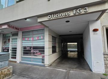 Oficina comercial · 57m² · En Venta. Semipiso de Oficina Al Frente con Cochera Propia. Chauvin.